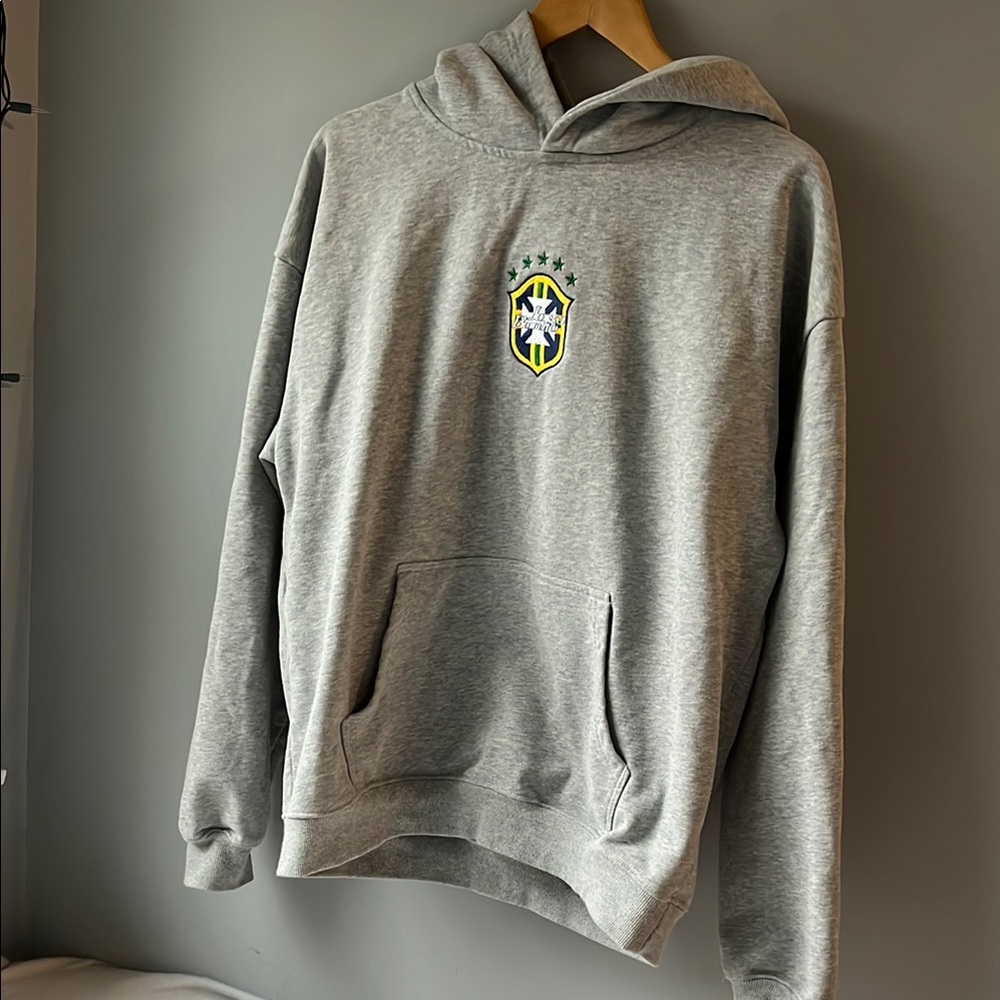 COPY - Gray Hoodie and matching sweatpants with Embroidered Crest Brazil Soccer